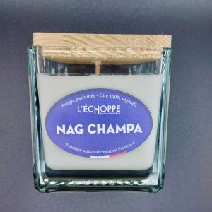 BOUGIE CARRÉ "NAG CHAMPA " DE L'ÉCHOPPE BUISSONIERE