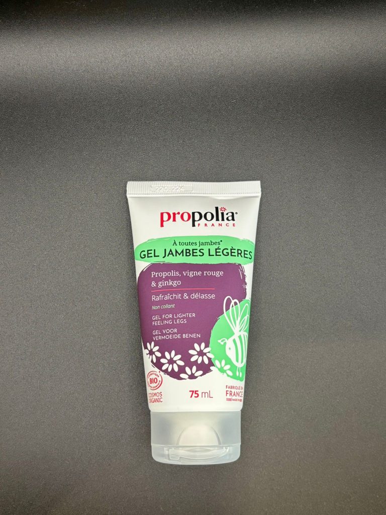 Flacon de gel jambes légères à la propolis, vigne rouge et ginkgo, soin rafraîchissant et délassant pour jambes fatiguées.
