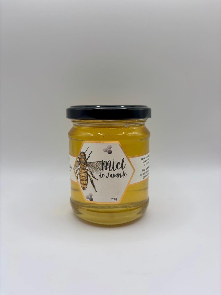Pot de miel de lavande 250 g au goût doux et aux arômes floraux de lavande.