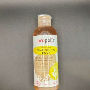 SHAMPOOING DOUX AU MIEL BIO, EAUX FLORALES & MOELLE DE BAMBOU TOUS TYPE DECHEVEUX DOUCEUR ET BRILLANCE