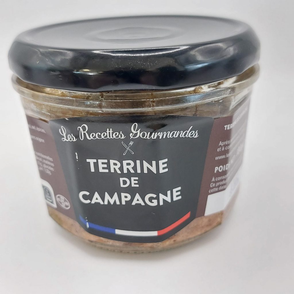 Terrine de campagne, recette traditionnelle de charcuterie.